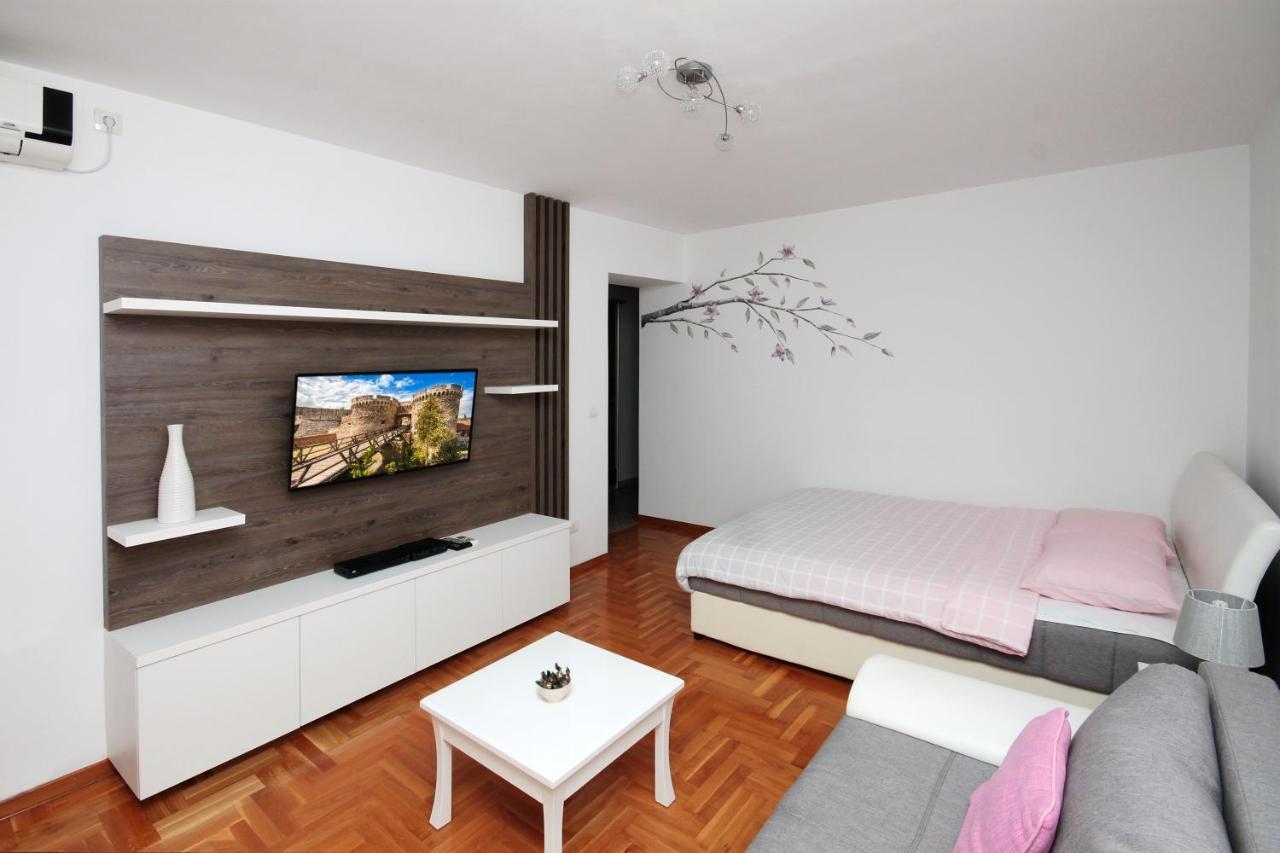 Apartment Lilly Белград Екстер'єр фото